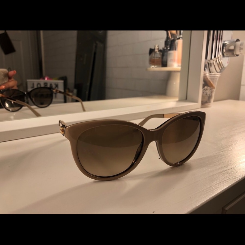 GUCCI Women sunglasses